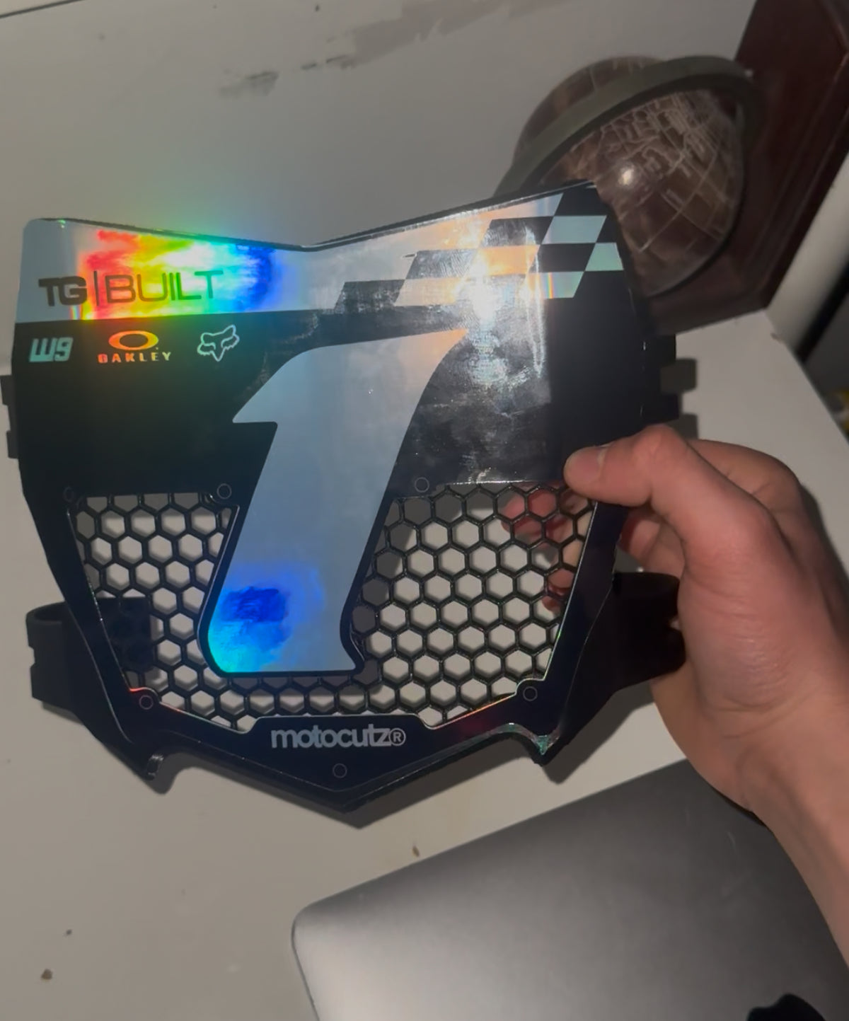 Vented plate